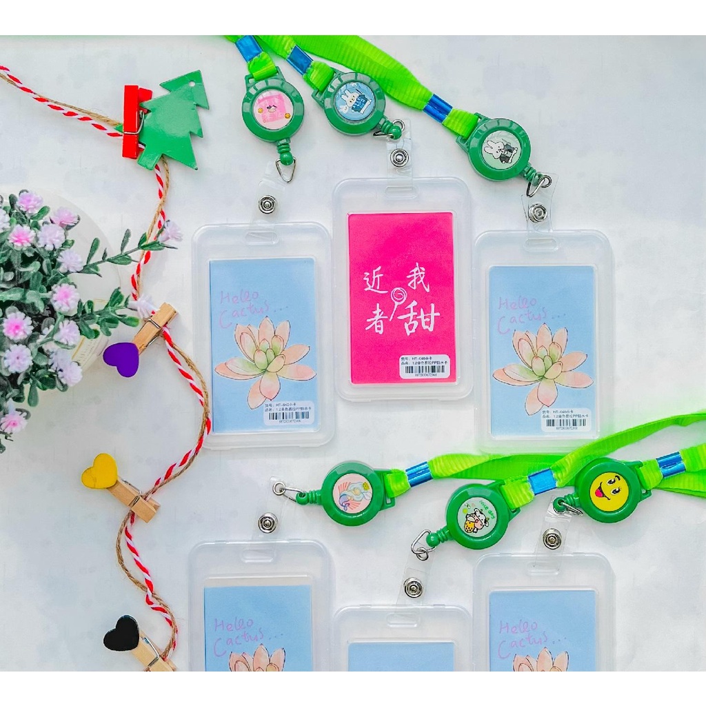 Thẻ Bảng Tên Kèm Dây Đeo Có Thể Kéo Dài Hàn Quốc 11x7cm