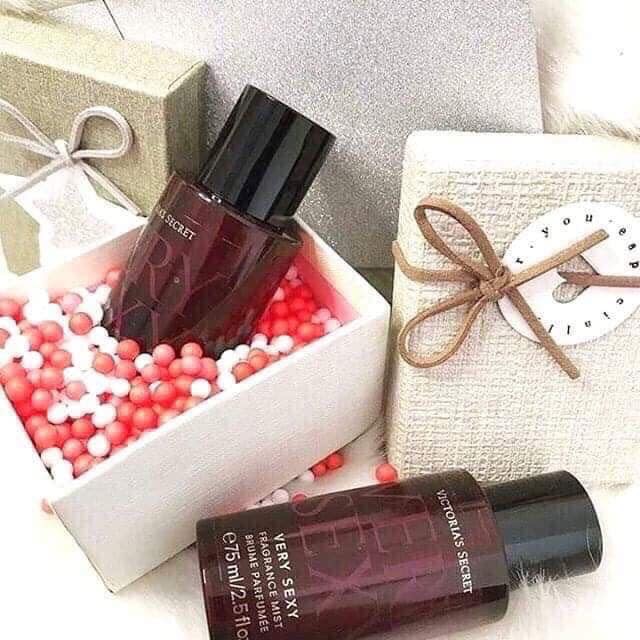 Xịt thơm Victoria’s Secret Very Sexy 250 ml