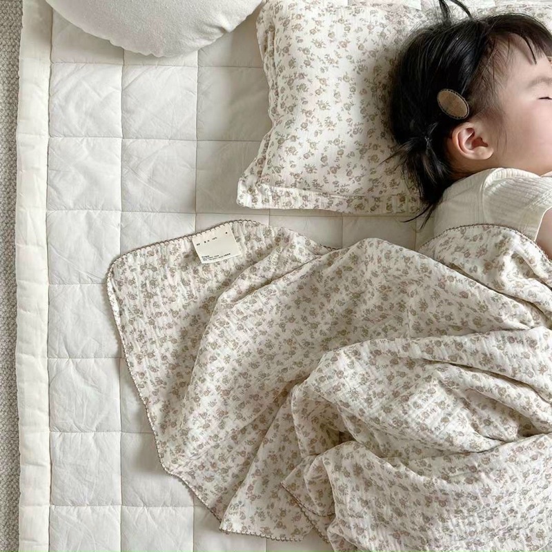 Chăn cotton sợi tre hoa nhí cho trẻ em SHOP vũ thị thơm