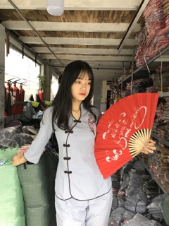 Đồ bộ đi chùa.đồ lam nữ vải kate cổ tàu xéo thêu thư pháp size 40-67kg