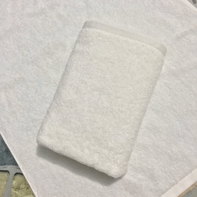 Xả Kho thanh lí lô khăn tắm,trải gối spa cotton trắng kt 40.80m