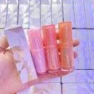 Son dưỡng môi ánh màu nhẹ giàu độ ẩm Laneige Stained Glow Lip Balm 3G 2020