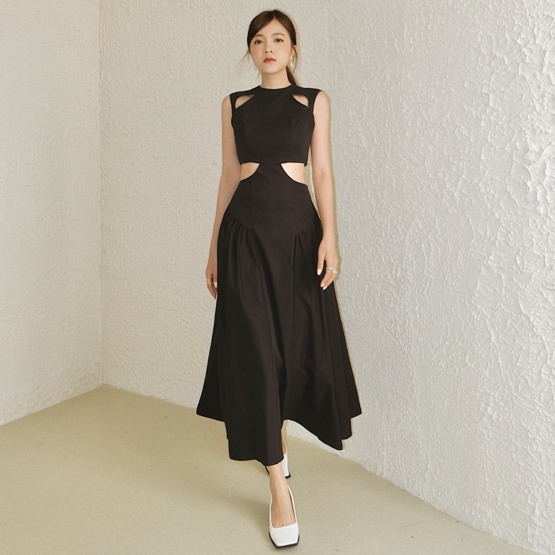 Đầm dài LAMUSE khoét eo bồng xòe (Luna Dress) | BigBuy360 - bigbuy360.vn