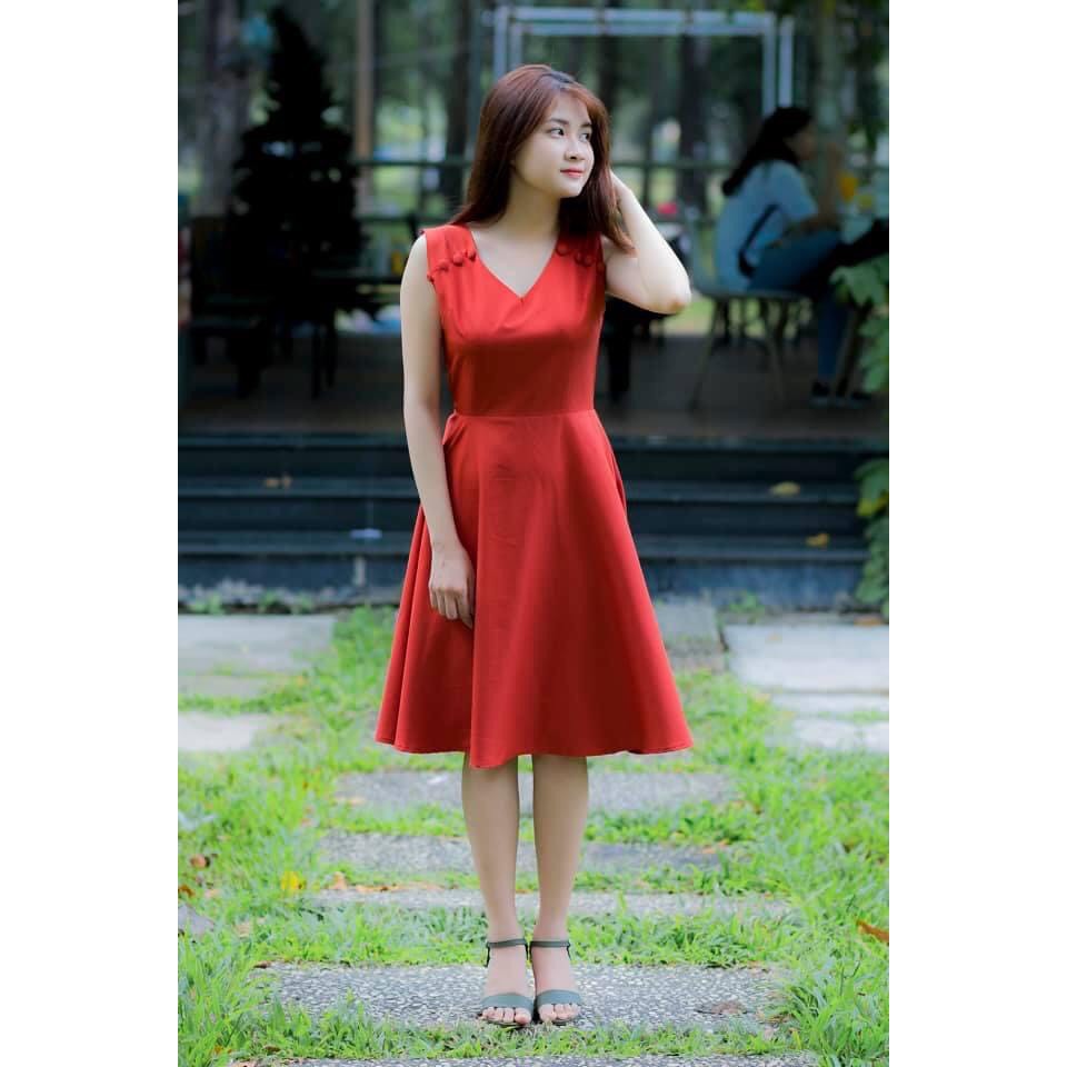 Đầm xòe nữ phối hàng nút vai màu trơn cổ tim nhiều màu dễ thương | BigBuy360 - bigbuy360.vn