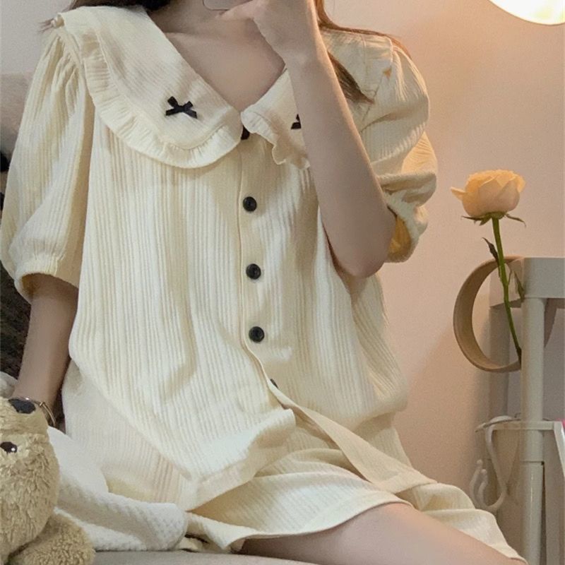 Bộ đồ ngủ tay ngắn phối viền cổ búp bê phong cách Nhật Hàn dễ thương cho nữ