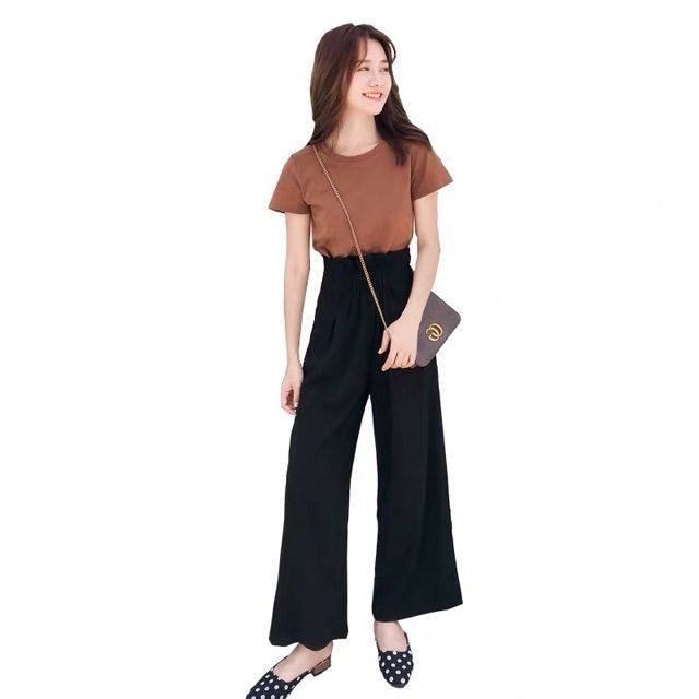 Quần Ống Rộng Đũi Lụa Mềm Màu Đen Của Nữ