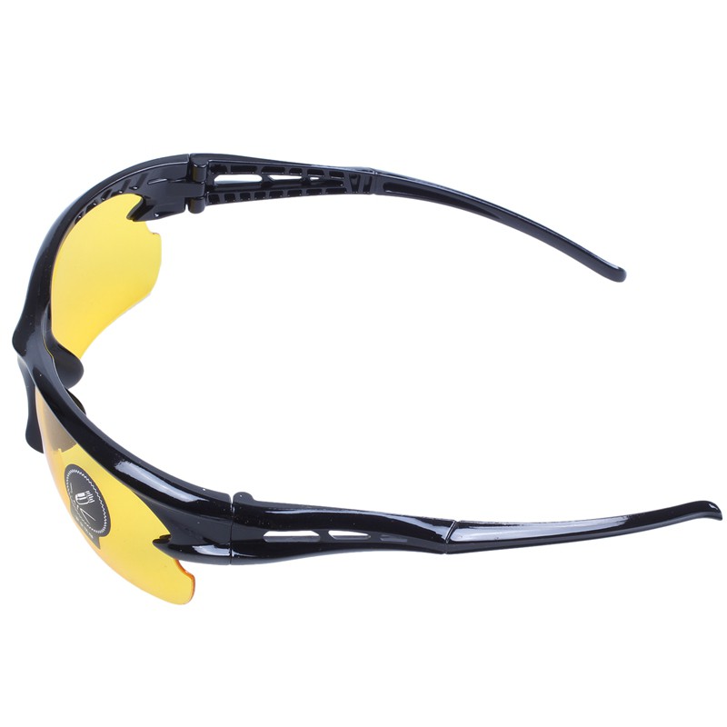 Kính râm gọng đen tròng vàng tấm nhìn ban đêm tiện dụng khi đi xe đạp ngoài trời