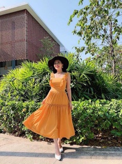 Maxi hở lưng