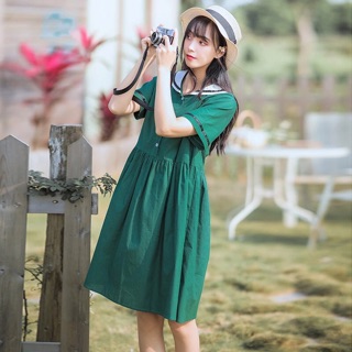 Đầm thủy thủ xanh cổ trắng