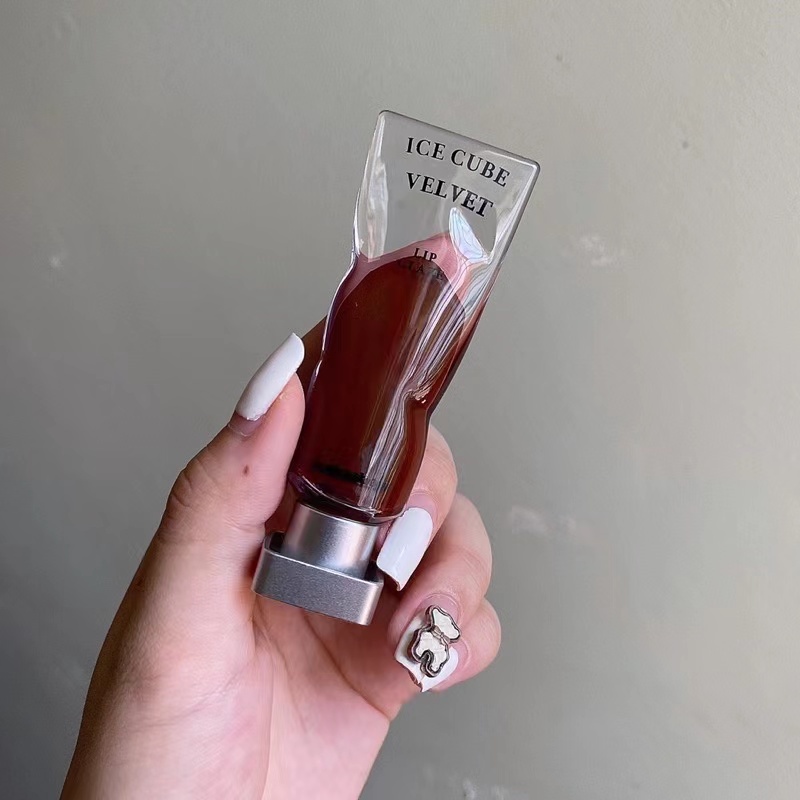 Son Môi Cherry Love Dạng Viên Chống Thấm Nước Chất Nhung Lì Xinh Xắn
