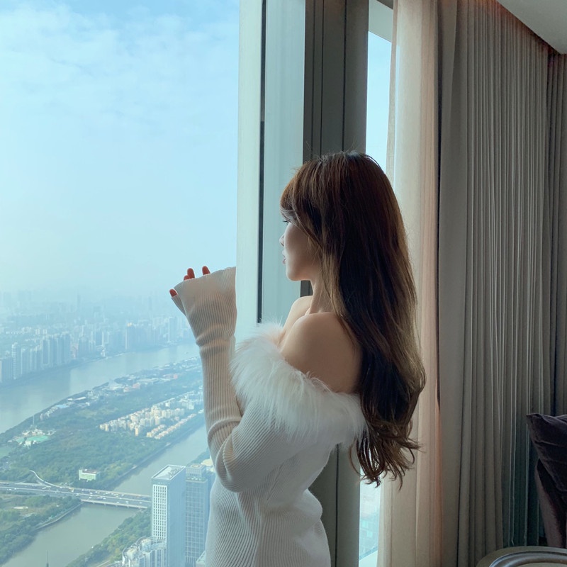 Áo len tay dài trễ vai thời trang dành cho nữ | BigBuy360 - bigbuy360.vn