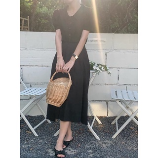 SET ÁO CRT MIX CHÂN VÁY XOÈ ĐEN