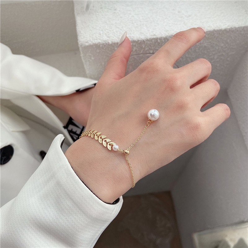 Vòng Tay Bạc Đính Hạt Ngọc Trai Thời Trang Hàn Quốc Dành Cho Nữ