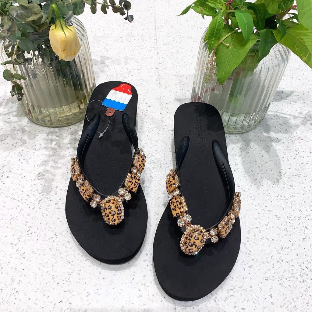 Dép kẹp, dép xỏ ngón, tông nữ đính đá Quảng Châu Qybaby 003 đen/kem - TRINH LÊ SHOP