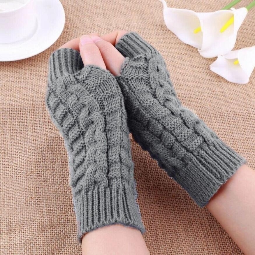 1 Đôi Găng Tay Len Hở Ngón Giữ Ấm Mùa Đông Mềm Mại Cho Nữ (Màu Xanh Lá/ Khaki)