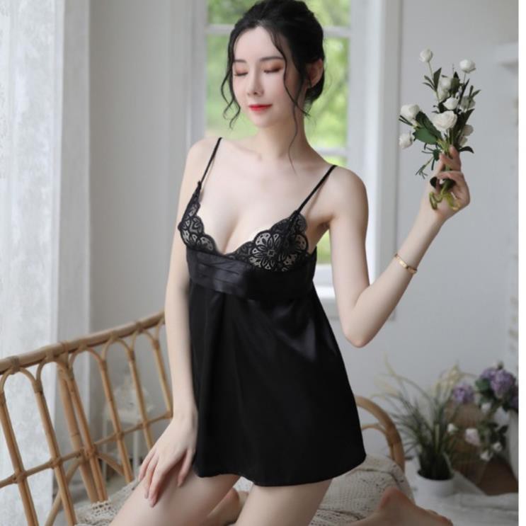 Váy ngủ lụa ren ngực sexy chân ngực thiết kế xếp ly quyến rũ (màu đen)