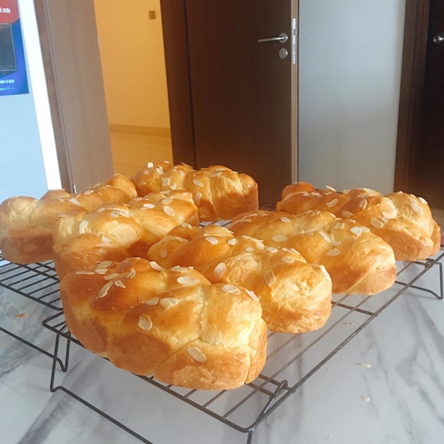 Khuôn oval D08 20cm