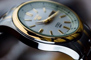 Đồng hồ nam Seiko SNKM92J1