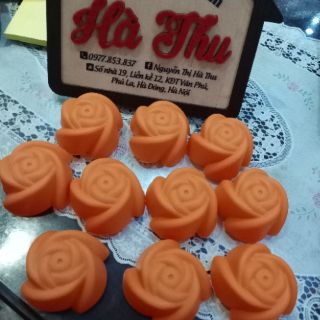 Khuôn cupcake silicon (nhiều mẫu) 10c
