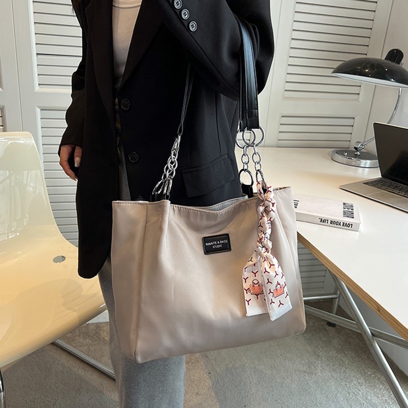 Túi Đeo Vai Bằng nylon Sức Chứa Lớn Thời Trang Cho Nữ