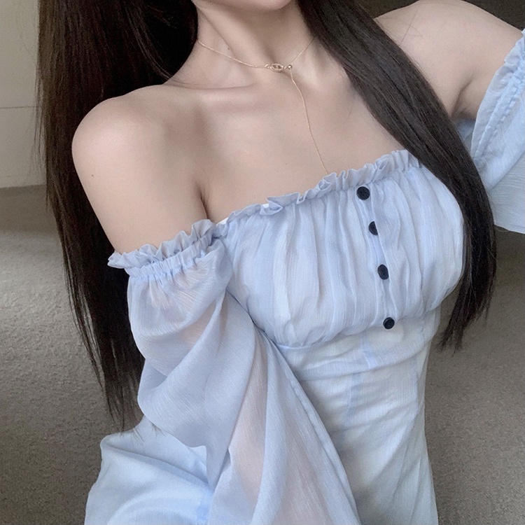 Váy voan xanh biển trễ vai