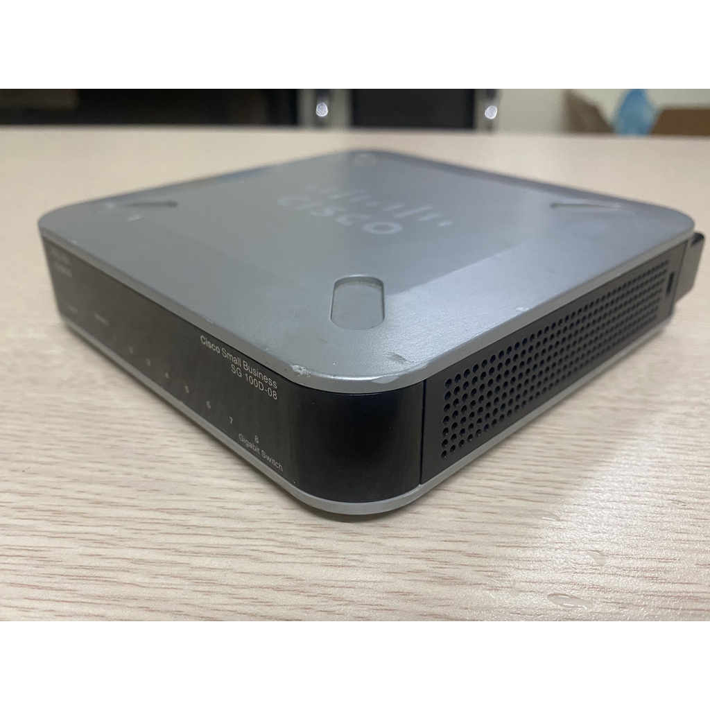 Bộ chia mạng Cisco SG100D-08 Unmanaged Switch 8port 10/100/1000Mbps