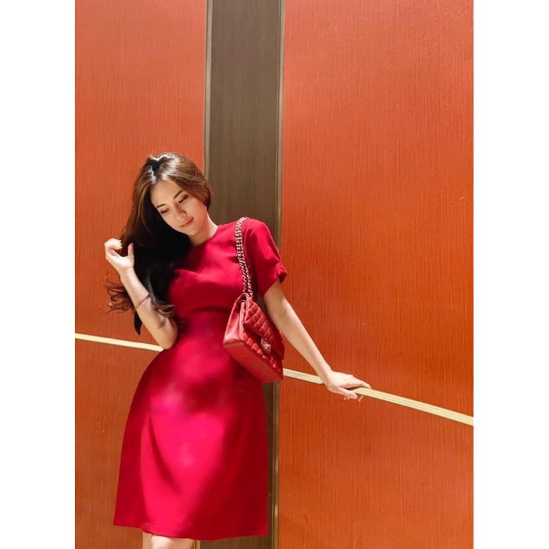 ĐẦM ĐỎ NƠ ĐEN