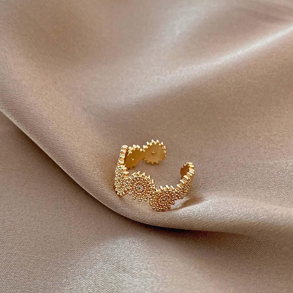 Nhẫn Hở Đính Đá Zircon Hình Hoa Hướng Dương Thời Trang Cổ Điển Cho Nữ