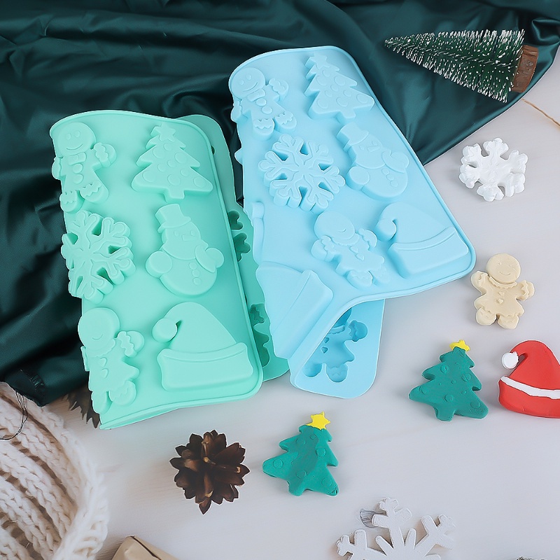 Khuôn Silicon Làm Bánh Họa Tiết Hoạt Hình Giáng Sinh 1 / 12 Ngăn