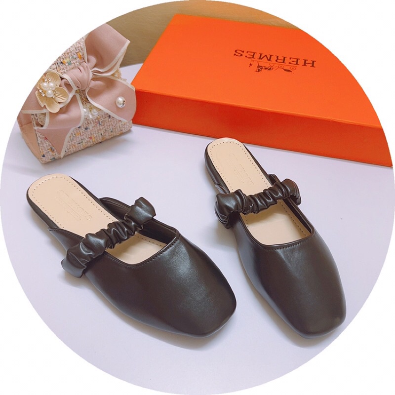 Dép sục bệt mũi vuông phối quai nhún ngang da lì