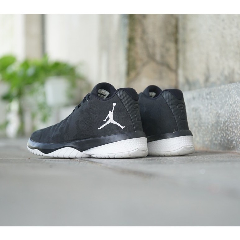 [2hand] Giày Thể Thao NIKE AIR JORDAN B.FLY X AJ 910209-012 GIÀY CŨ CHÍNH HÃNG