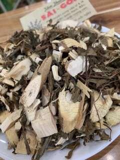 Cây Đinh Lăng 500g
