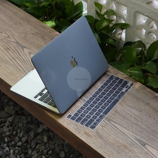 Mua COMBO Ốp + Phủ phím cho Macbook Xám(Gray) (Tặng Kèm Nút Chống Bụi + Bộ kẹp chống gãy sạc)