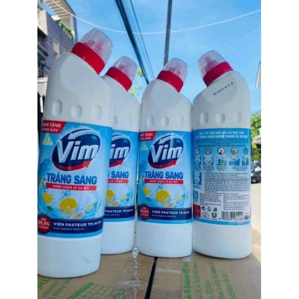 VIM TẨY RỬA BỒN CẦU VÀ TOLET HƯƠNG CHANH XẢ CHAI 450ml