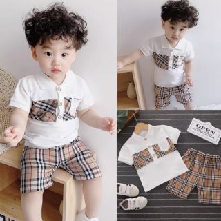 Set bộ áo trắng/ đen phối túi ngực mix quần kẻ