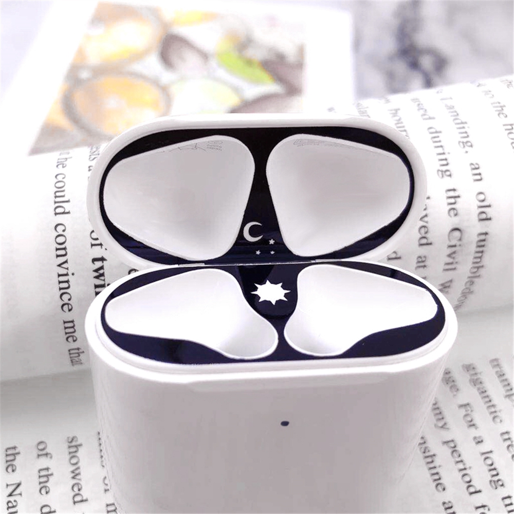 Miếng sticker dán chống bụi bảo vệ hộp tai nghe Apple AirPods 1/2