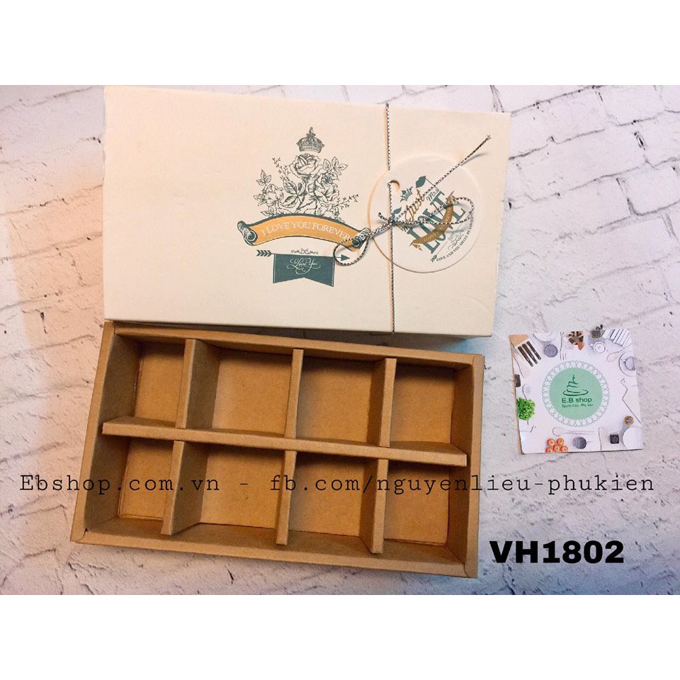 VH1802 Hộp giấy đựng sô cô la 8 viên có tag