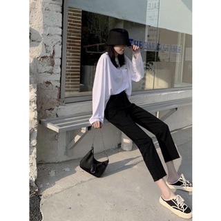 Quần jeans đen trơn phom basic ống đứng cạp cao hack chân cực thon dài