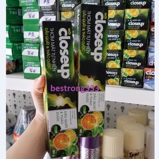 Kem đánh răng dạng gel sạch khuẩn Closeup Thơm Mát Tự Nhiên Dầu Quất & Thảo Dược 230g