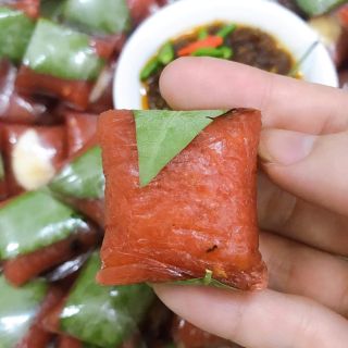 NEM CHUA LAI VUNG TRUYỀN THỐNG LÁ CHÙN RUỘT