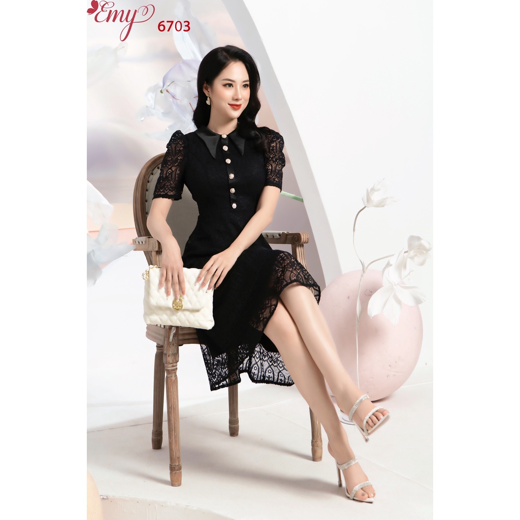 Đầm EMY EM6703 Ren Lá Cổ Bẻ Kết Nút