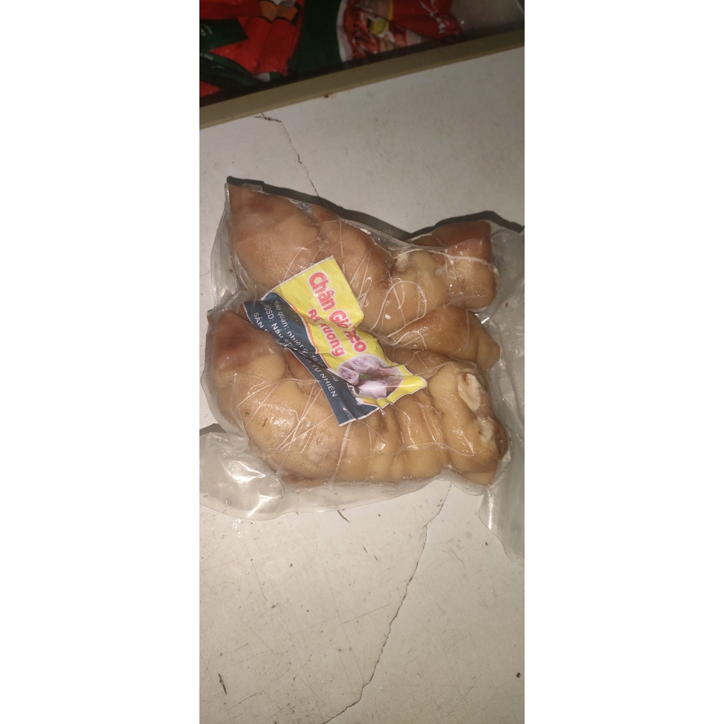 Vó heo, chân giò heo rút xương. Băp giò heo rút xương.