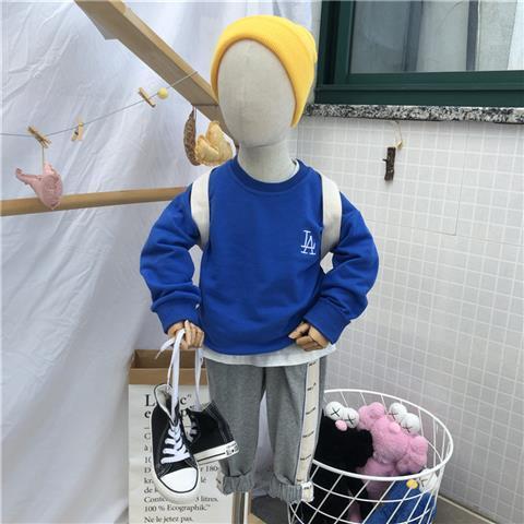 Áo thun dài tay cổ tròn màu sắc đơn giản cho bé trai