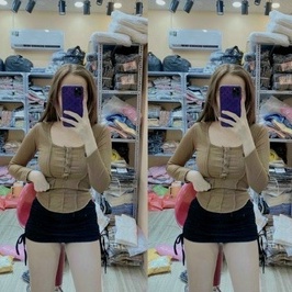 Áo kiểu thun gân tay dài vạt bầu nút bấm cực xinh , chất thun gân mềm mịn co giãn