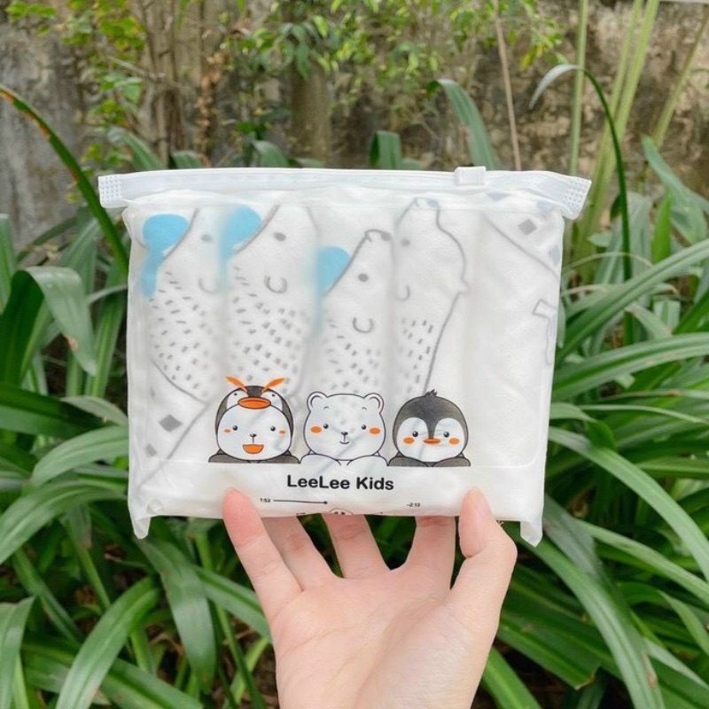 Khăn xô sữa có hình, Khăn sữa aden có hình cho bé