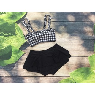 Bikini hai mảnh áo caro váy xòe mặc đi biển nữ tính