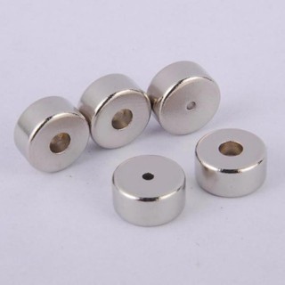 Nam châm đất hiếm 20x10 lỗ vát- Gắn hộp đèn taxi