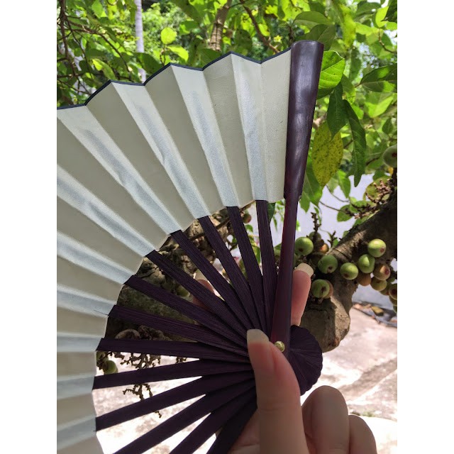 QUẠT XẾP  VIẾT CHỮ THƯ PHÁP PHONG CÁCH CỔ TRANG