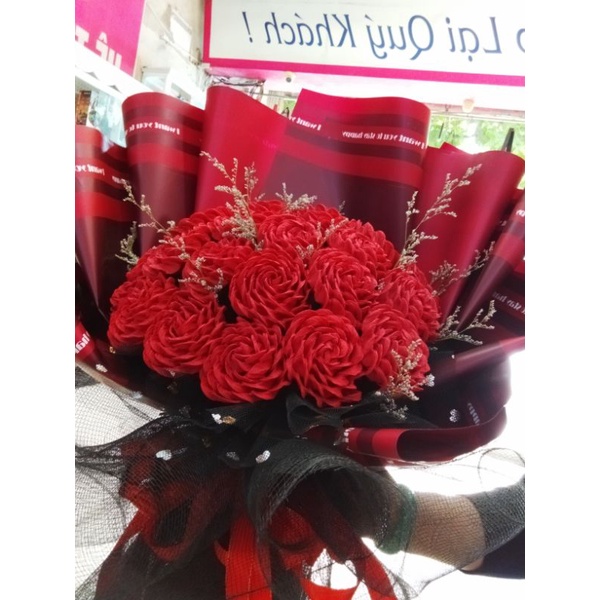 Bó hoa giấy nhún sáng chảnh