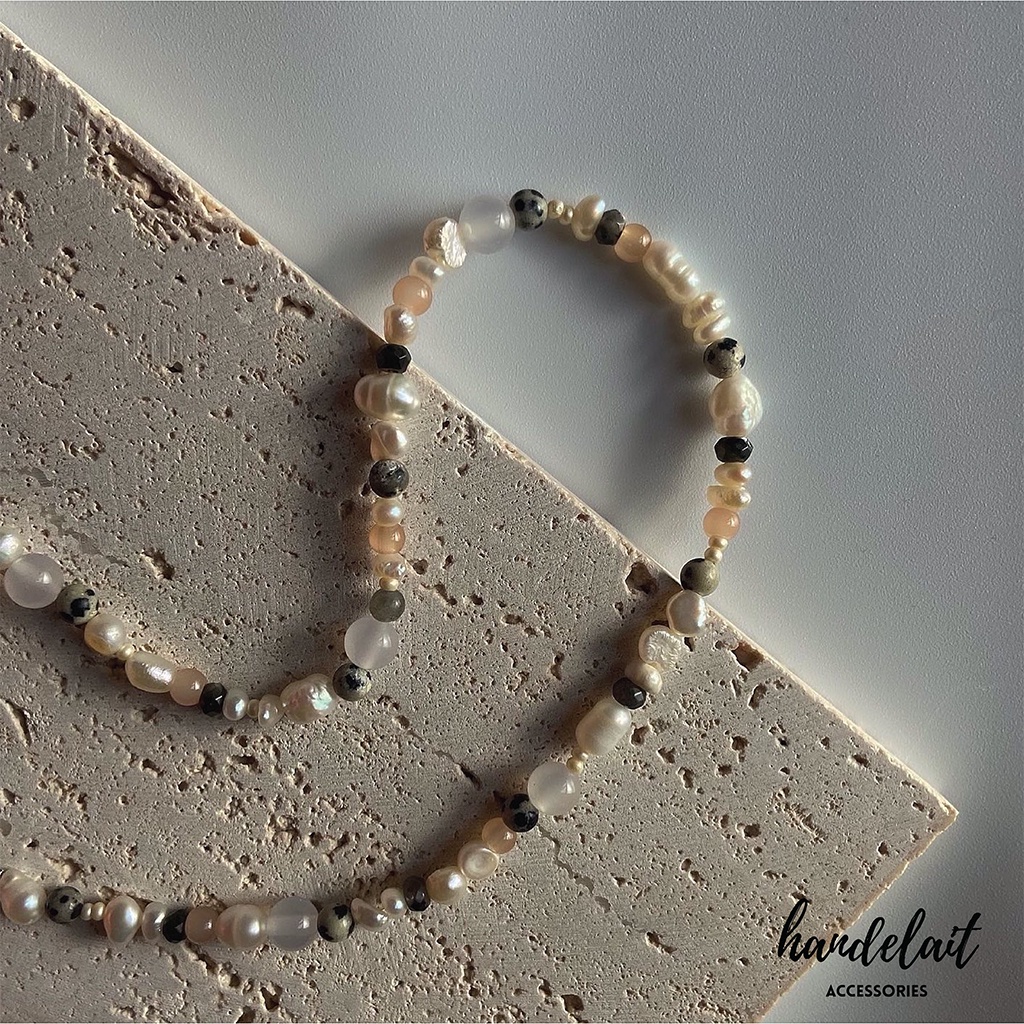 Vòng Tay Dottie Handelait Đính Hạt Đá Nhân Tạo Mix Hạt Cườm Màu Beige Nữ Tính Thanh Lịch